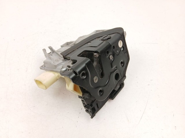 VAG 3C4839016A Cerradura de la puerta trasera derecha  disponible Lugo