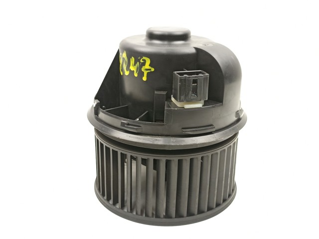 3M5H18456AD FORD Motor del ventilador del calefactor  comprar en Oviedo