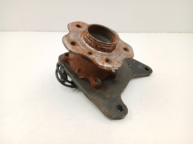 432024EA0A Cubo trasero  disponible Utrera