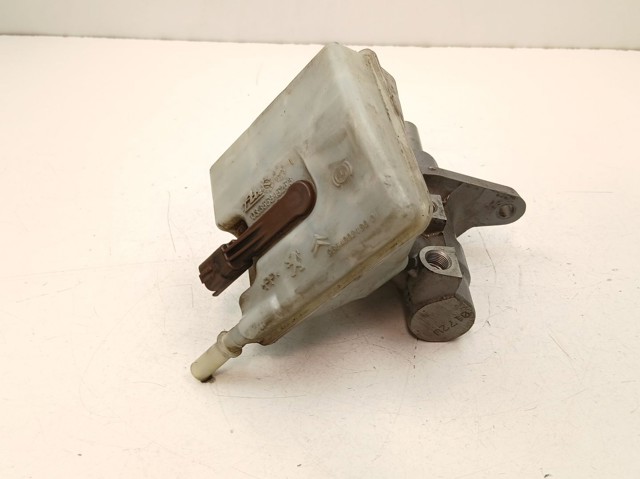 Cilindro principal de freno 4601T1 PEUGEOT