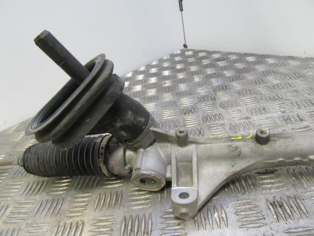 Engranaje de dirección 480019U100 NISSAN