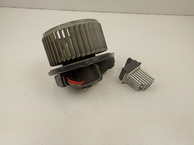 4B1820021 Ventilador habitáculo comprar Sevilla