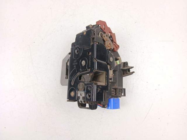 Comprar Cerradura de puerta delantera izquierda Audi A8  4E2, 4E8 a bajo precio