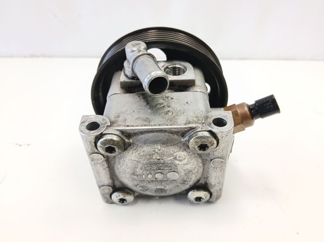 4M513A696AD Ford