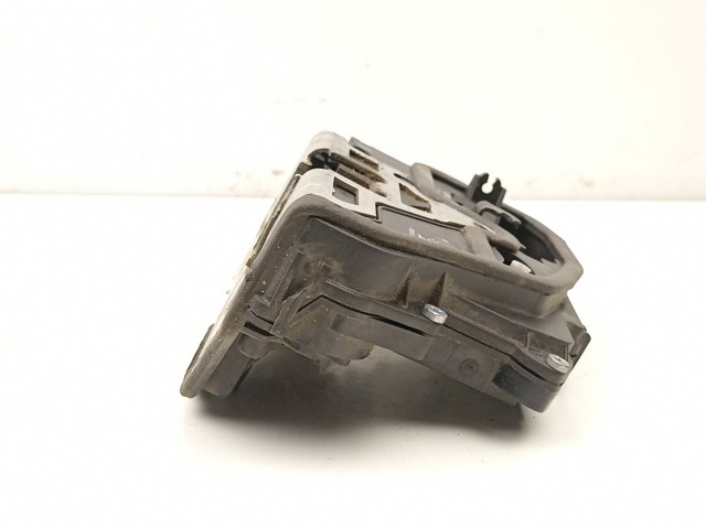 BMW 51217202146 Cerradura de puerta delantera derecha  disponible Valladolid
