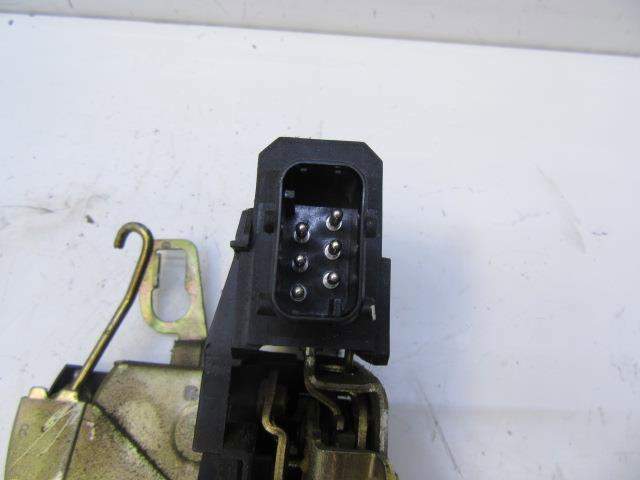 51218122204 BMW