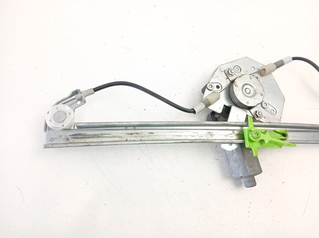 BMW 51358212100 Mecanismo de elevalunas de la puerta trasera derecha  en stock Terrassa