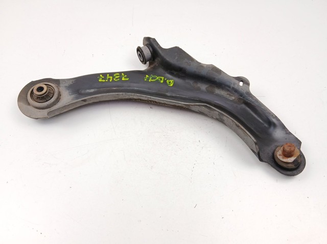 Brazo inferior derecho de la suspensión delantera 545041327R RENAULT