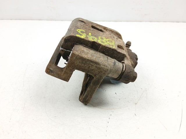 582303E000 Hyundai/Kia