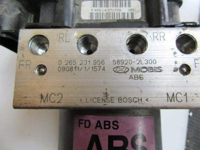 Unidad de control ABS hidráulico Hyundai Elantra IV (2006-2011)
