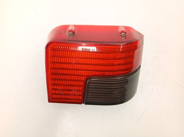 Comprar Piloto trasero derecho Peugeot 205 I 741A, C a bajo precio