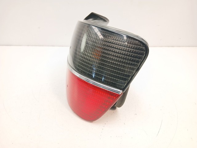 Piloto trasero derecho para Peugeot 306 7B