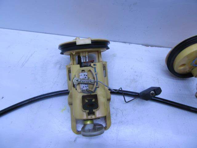 6750582 BMW Bomba de gasolina comprar Bilbao