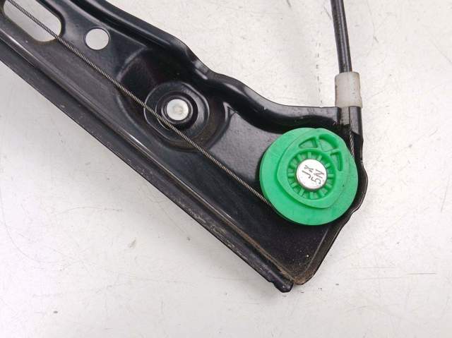 6927028 BMW