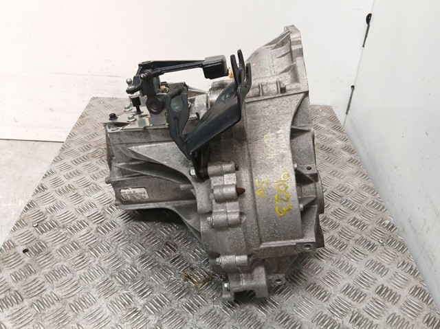 6M5R7002ZB Ford
