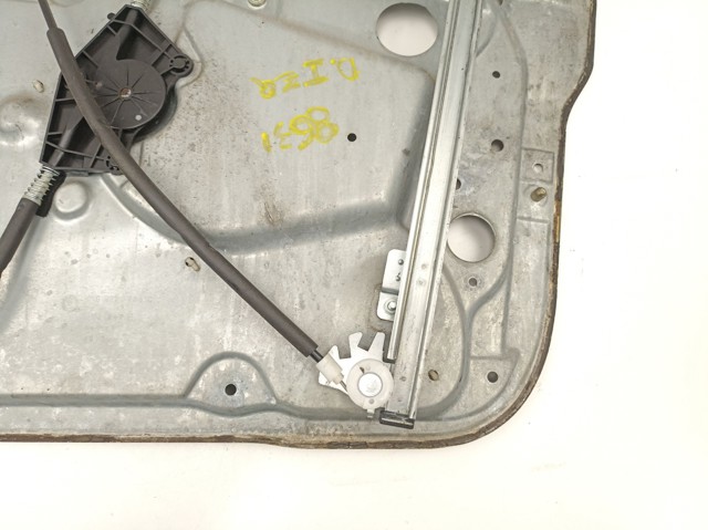 6Q1959801 VAG