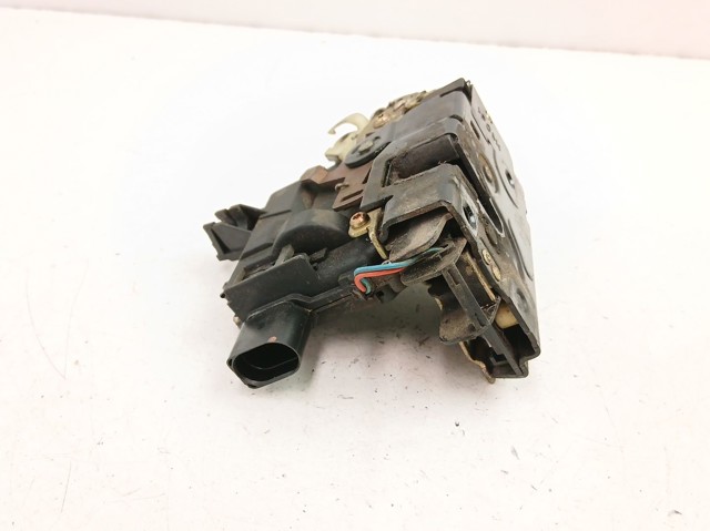 6X1837014H VAG Cerradura de puerta delantera derecha  en stock Huelva