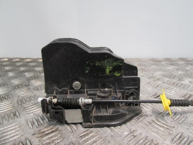 7229461 BMW Cerradura  en stock Huelva
