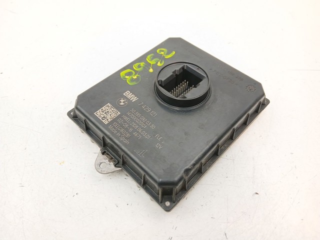 7429121 BMW