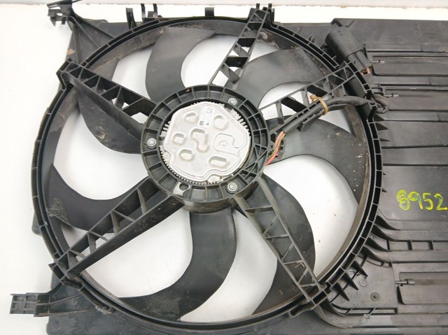 7617609 BMW