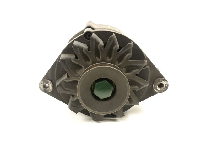 Alternador del motor 7700764382 RENAULT
