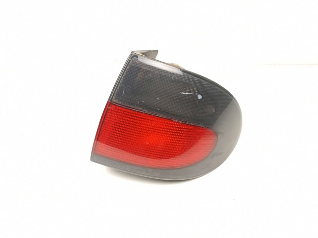 7700838531 Piloto trasero exterior derecho comprar Sevilla