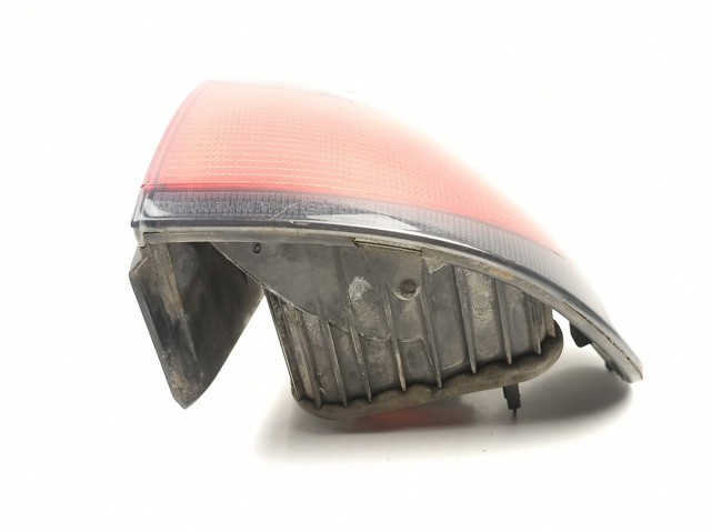 7700838531 Piloto trasero exterior derecho  en stock Sabadell