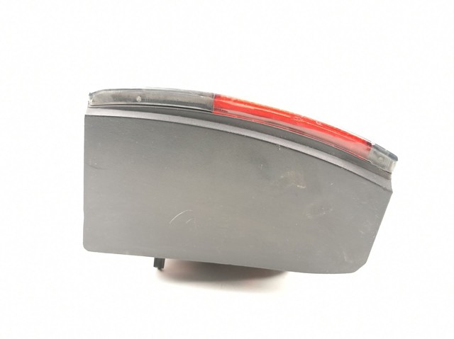 7700838531 RENAULT Piloto trasero exterior derecho  disponible Ourense