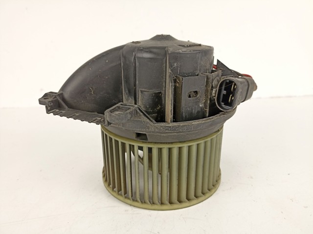 7701040562 Renault (RVI)