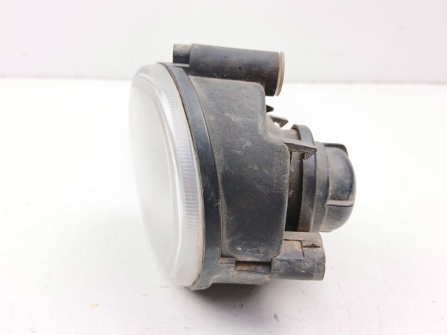RENAULT 7701045718 Faro antiniebla izquierdo  disponible Valladolid