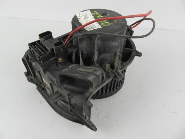 Ventilador de habitáculo 7701049076 RENAULT