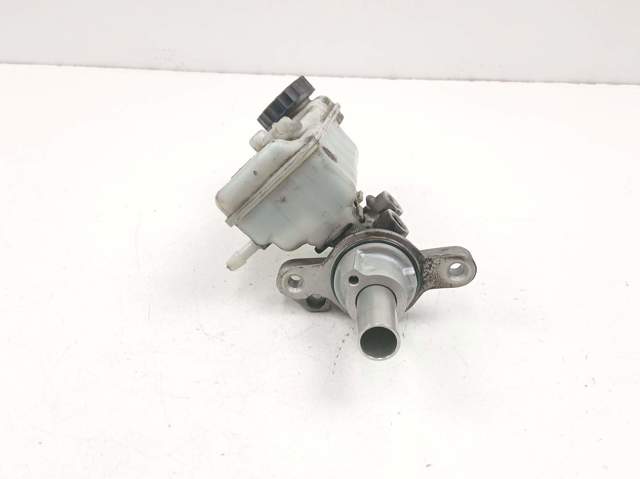Comprar Cilindro principal de freno Kangoo II FW0