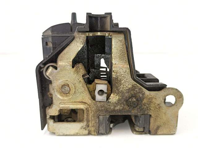 7701473173 RENAULT Cerradura de la puerta trasera derecha  disponible Ourense