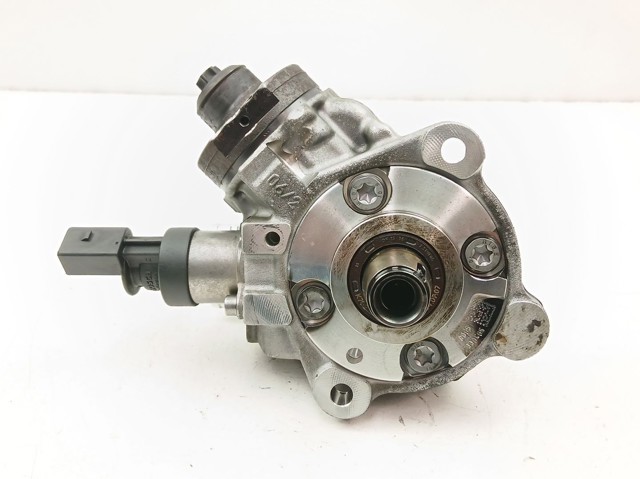 Bomba de inyección 7797874 BMW
