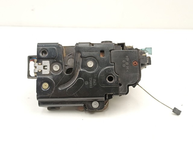 7L0839016 VAG Cerradura de la puerta trasera derecha  disponible Alicante