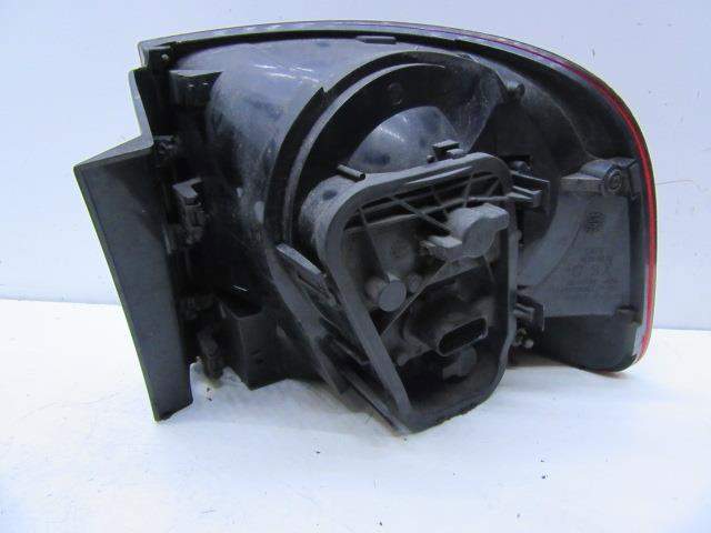 7L6945095D VAG