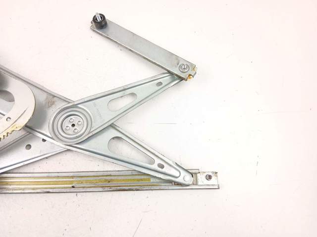 Comprar Mecanismo de elevalunas de la puerta delantera derecha Renault Megane III BZ0, BZ1, B3 a bajo precio