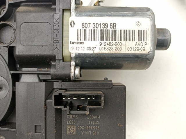807203154R RENAULT Mecanismo de elevalunas delantero derecha comprar Madrid