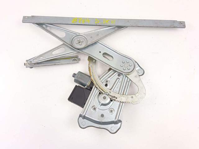 807301396R Motor del elevalunas de la puerta delantera derecha  comprar en Zaragoza