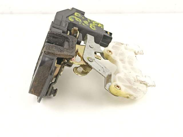 813202F010 Cerradura de puerta delantera derecha comprar Girona