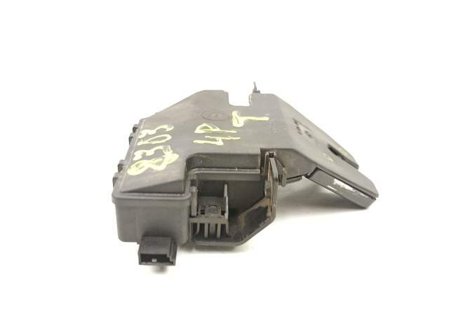 8196401 Cerradura de maletero  en stock Sabadell
