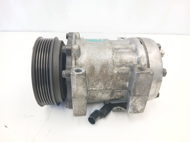 8200040681 Mitsubishi