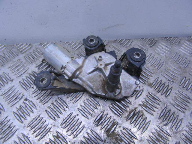 RENAULT 8200431392 Motor limpiaparabrisas, trasera  en stock Salamanca