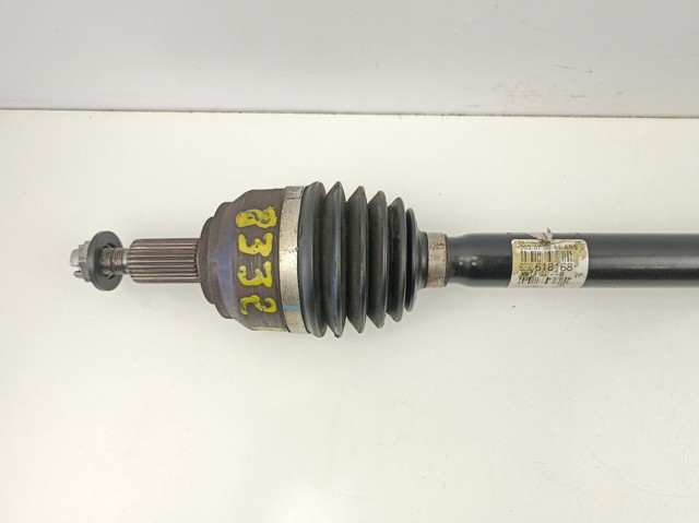 Semieje delantero derecho 8200618168 RENAULT