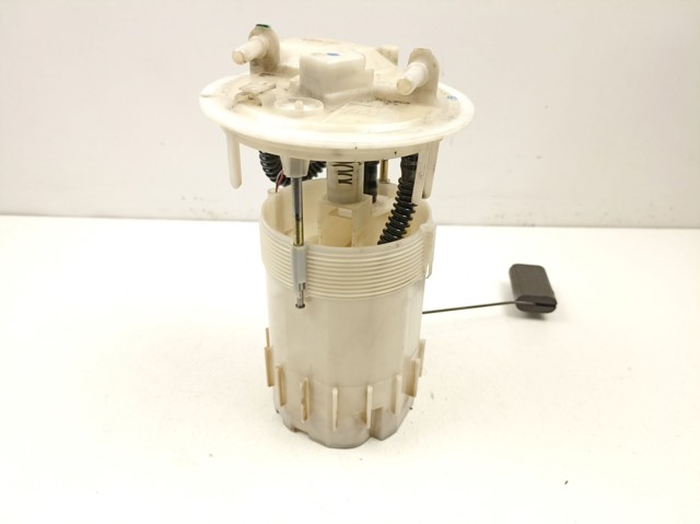 8200683188 RENAULT Bomba de gasolina comprar Bilbao