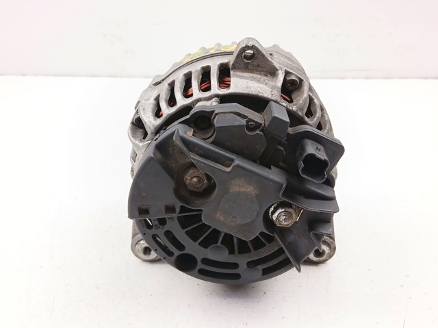 8200692868 RENAULT Alternador  en stock Huelva