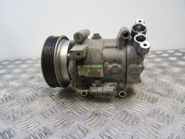 8200819568 Renault (RVI)