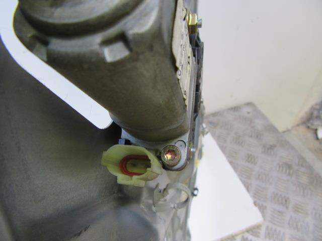 824502F000 Hyundai/Kia