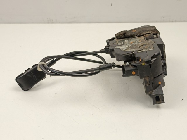 RENAULT 825028873R Cerradura de la puerta trasera derecha  disponible Lugo