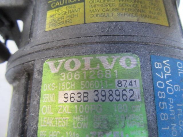 8708581 VOLVO Compresor de aire acondicionado  disponible Ourense